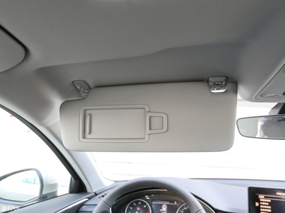 2017WA4L 40 TFSI Mȡ