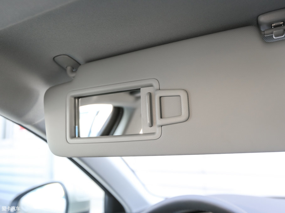 2017WA4L 40 TFSI Mȡ