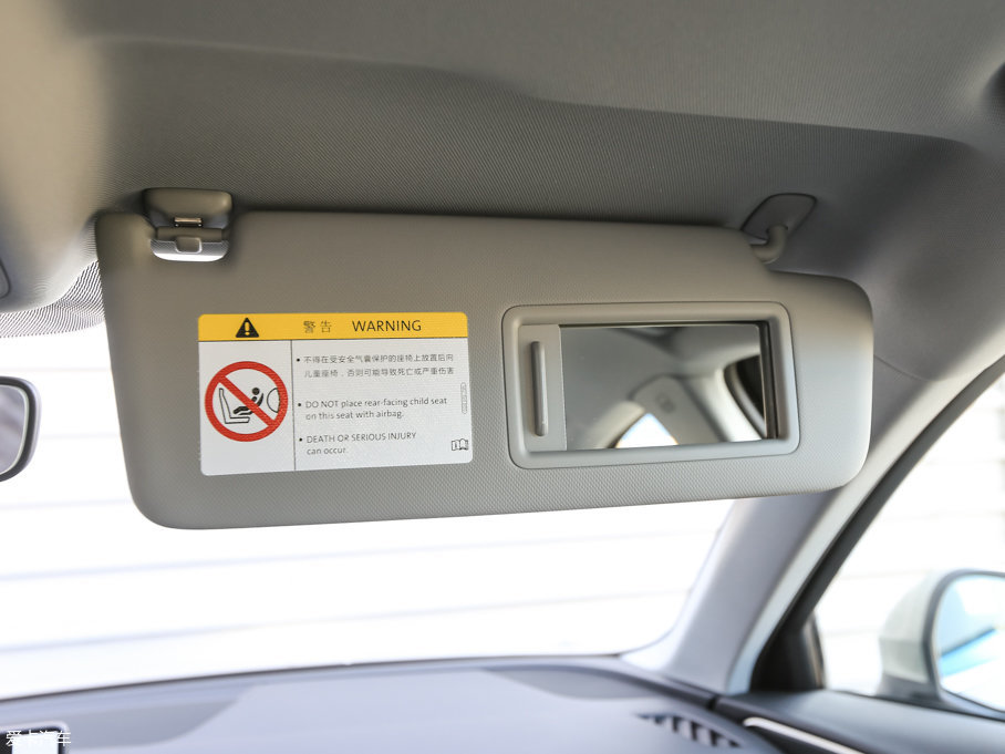 2017?yun)WA4L 40 TFSI M(jn)ȡ