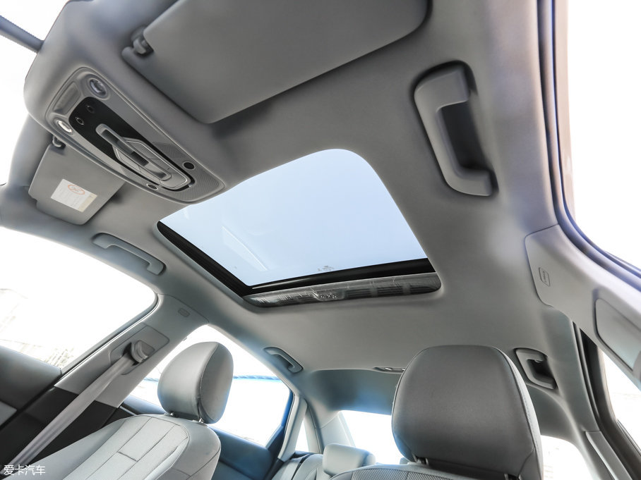 2017WA4L 40 TFSI Mȡ