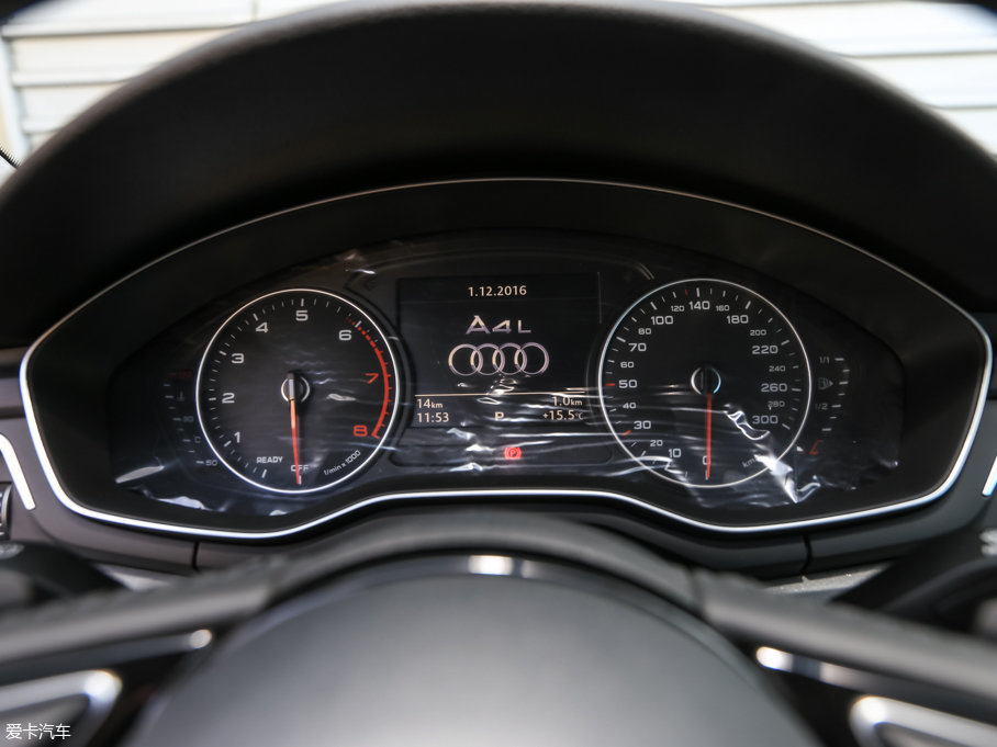 2017WA4L 40 TFSI Mȡ