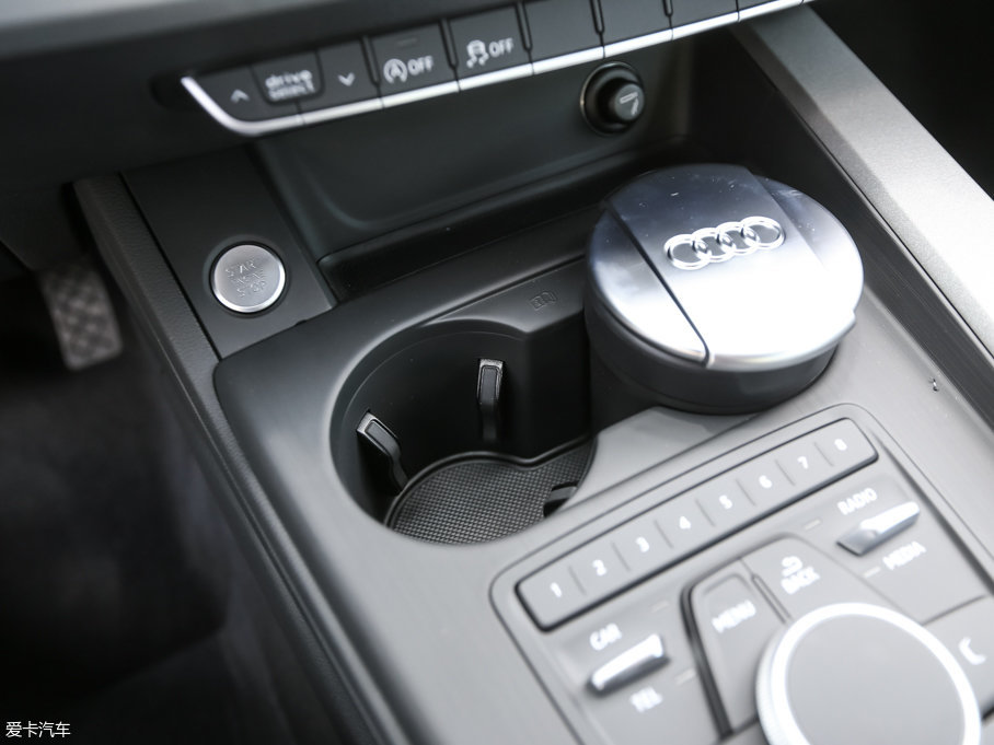 2017WA4L 40 TFSI Mȡ