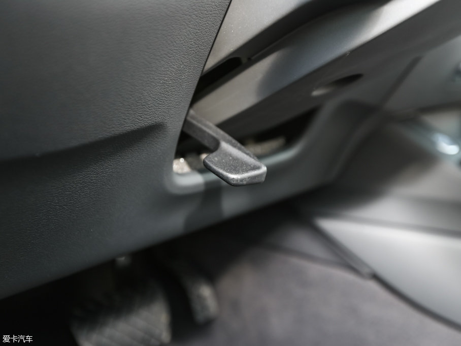 2017WA4L 40 TFSI Mȡ