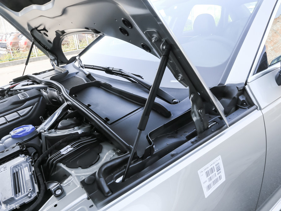 2017?yun)WA4L 40 TFSI M(jn)ȡ