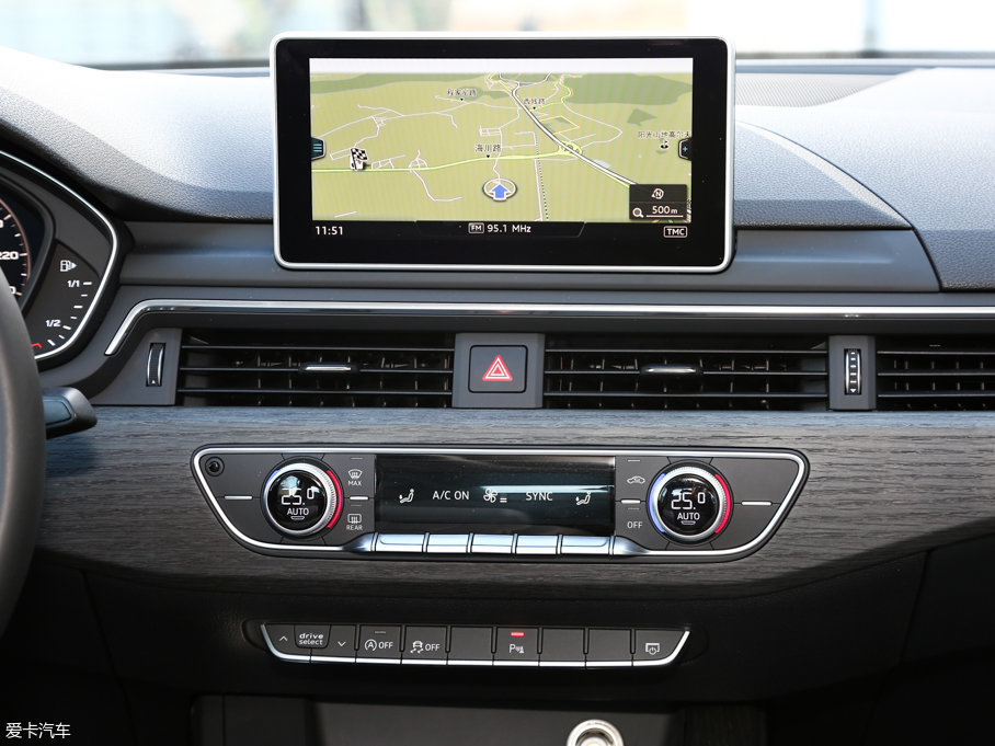 2017?yun)WA4L 40 TFSI L(fng)