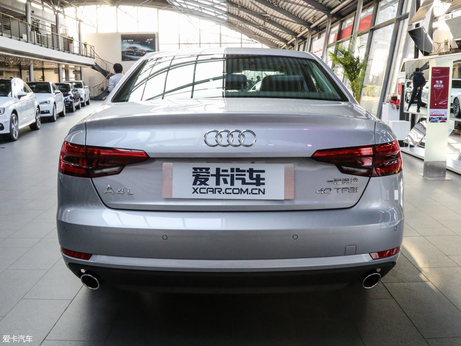 2017?yun)WA4L 40 TFSI M(jn)ȡ