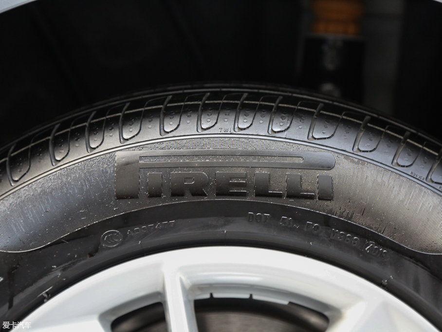 2017?yun)WA4L 40 TFSI M(jn)ȡ