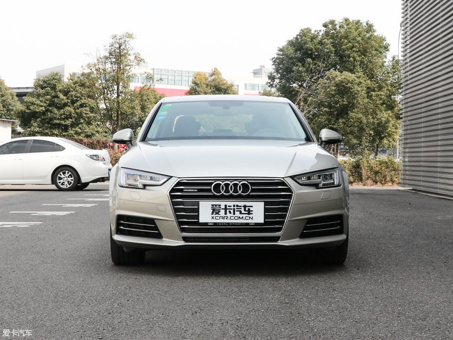 2017WA4L 45 TFSI quattro L