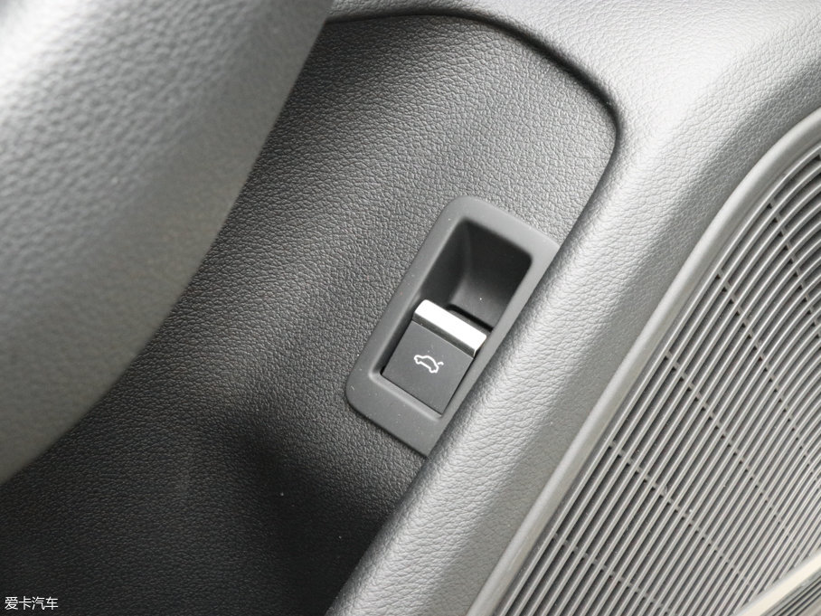 2017WA4L 45 TFSI quattro L