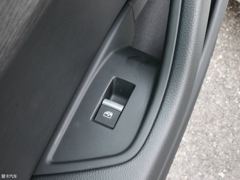 2017WA4L 45 TFSI quattro L(fng)