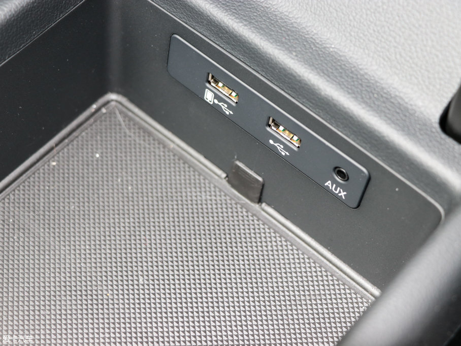 2017WA4L 45 TFSI quattro L