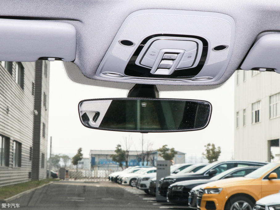 2017WA4L 45 TFSI quattro L