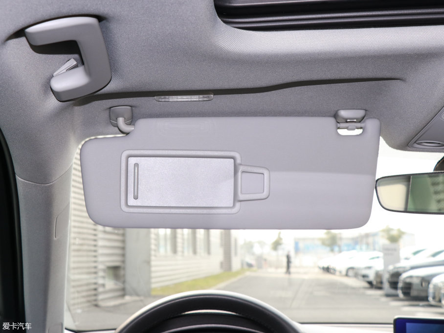 2017WA4L 45 TFSI quattro L