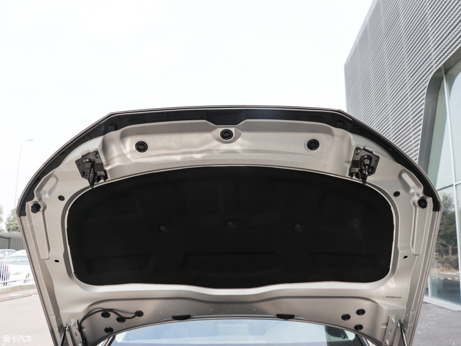 2017WA4L 45 TFSI quattro L