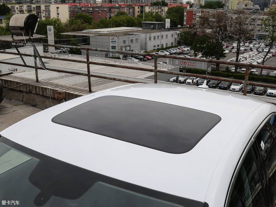 2017WA4L Plus 40 TFSI r