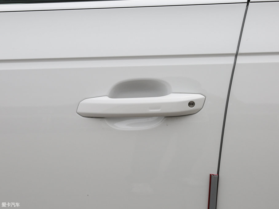 2017WA4L Plus 40 TFSI r