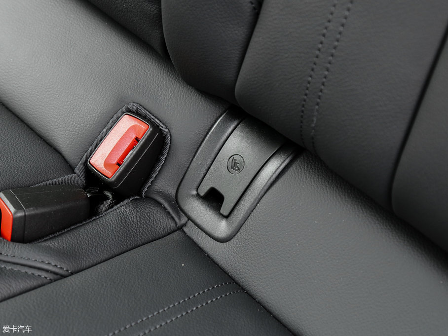 2017WA4L Plus 40 TFSI r