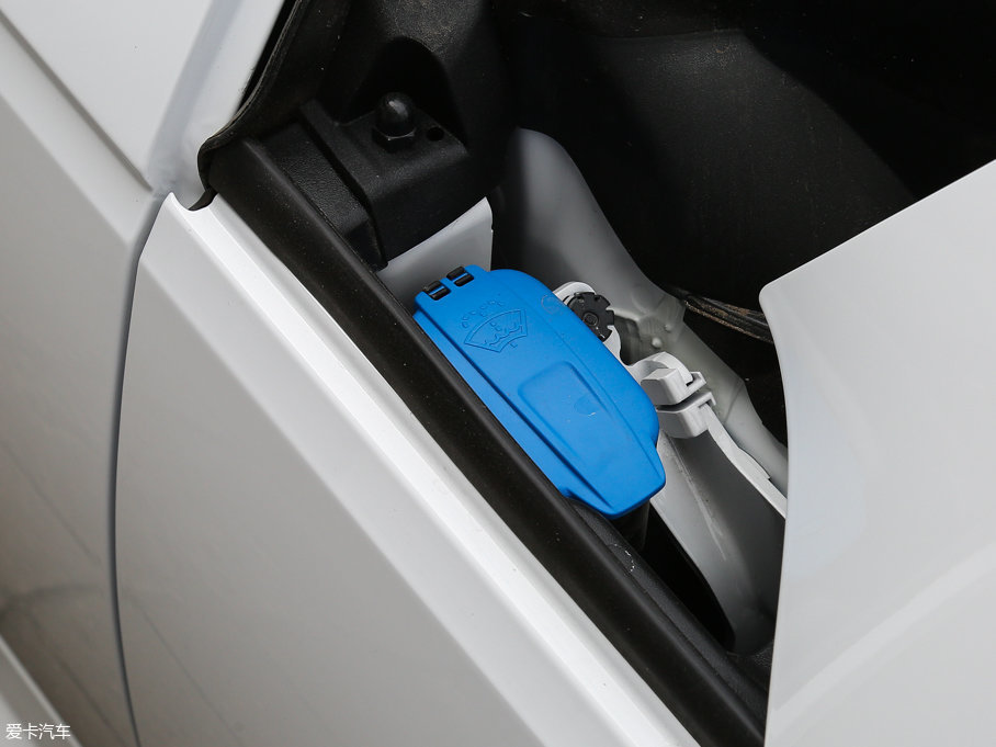 2017WA4L Plus 40 TFSI r