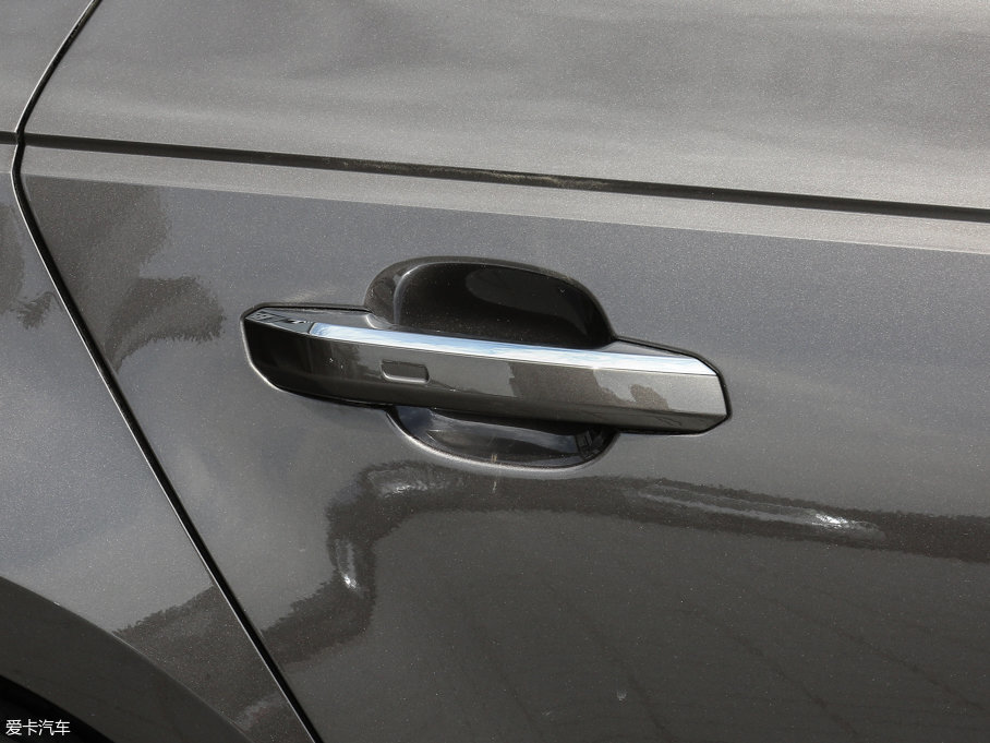 2017WA4L Plus 45 TFSI quattro L