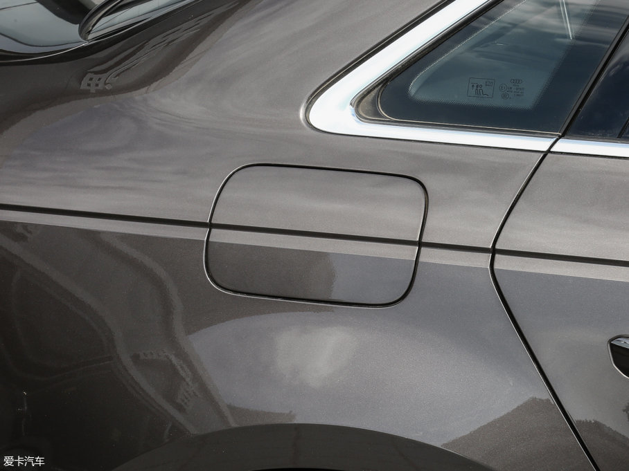 2017WA4L Plus 45 TFSI quattro L