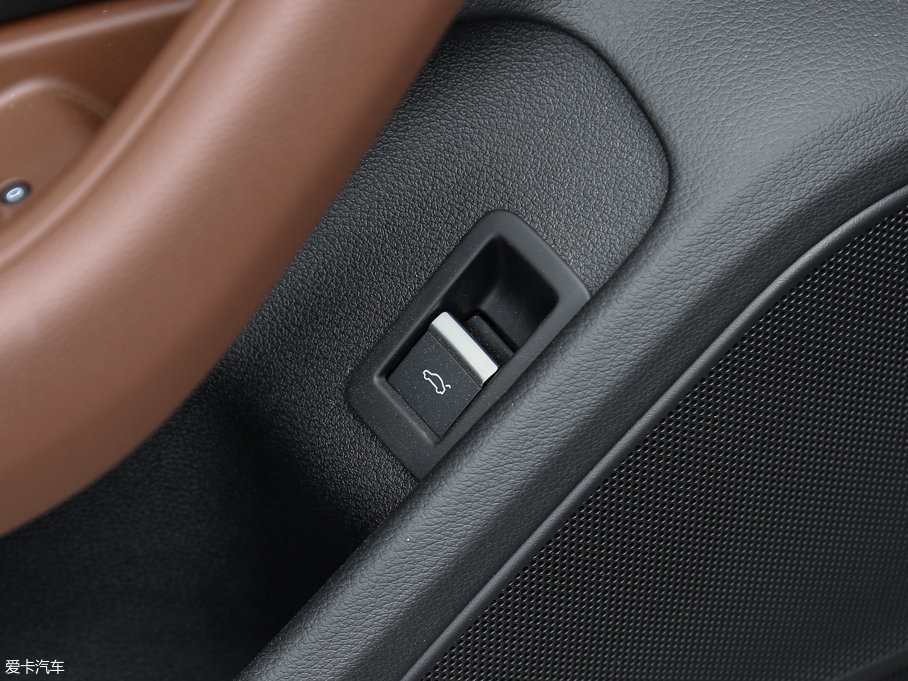 2017WA4L Plus 45 TFSI quattro L