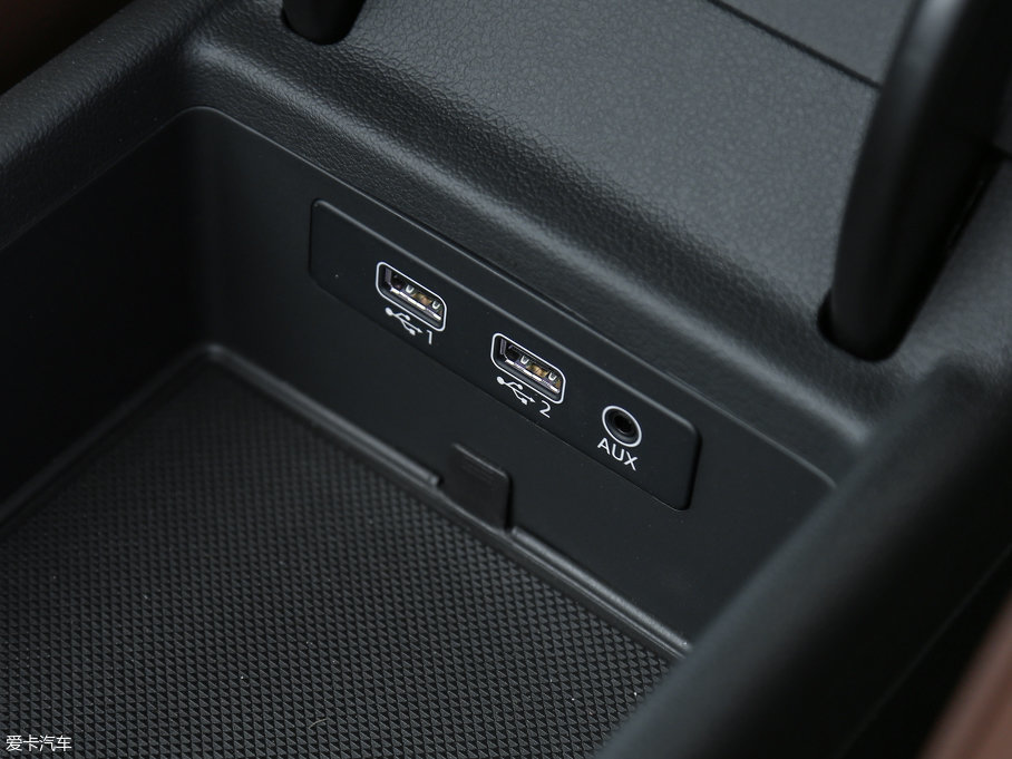 2017WA4L Plus 45 TFSI quattro L