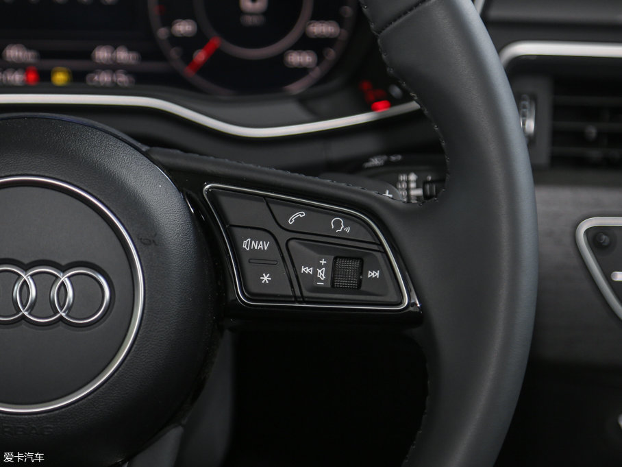 2017WA4L Plus 45 TFSI quattro L