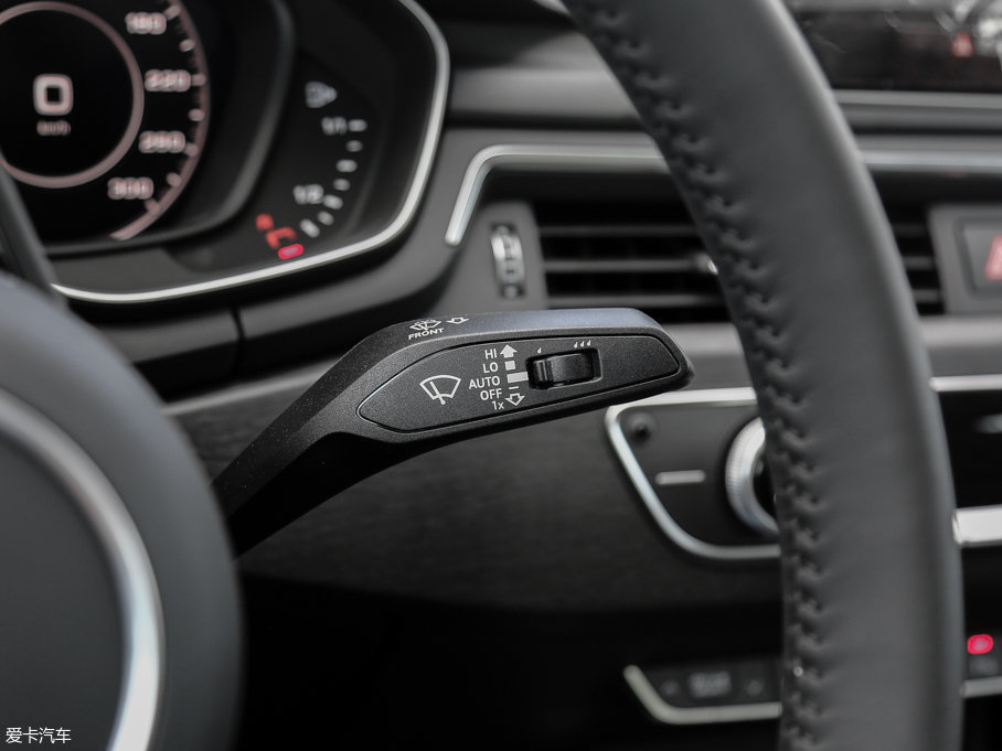 2017WA4L Plus 45 TFSI quattro L