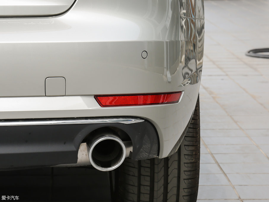 2017WA4L Plus 40 TFSI L