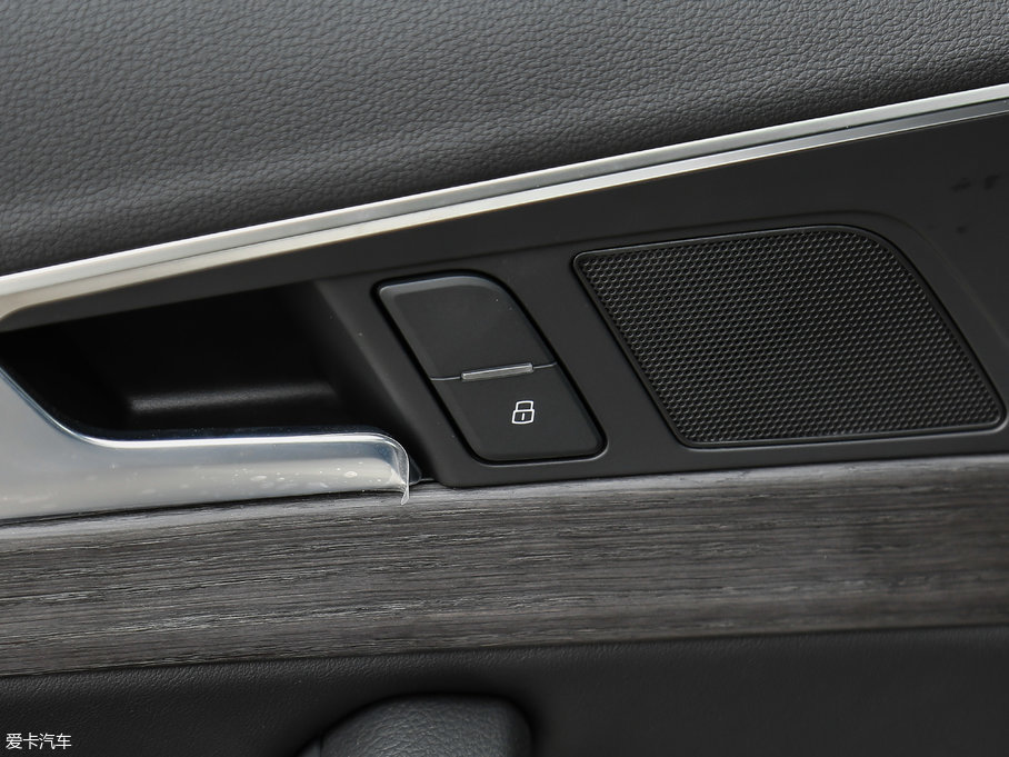 2017WA4L Plus 40 TFSI L(fng)