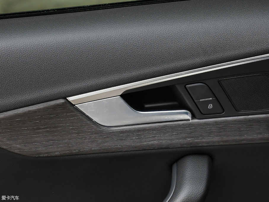 2017WA4L Plus 40 TFSI L