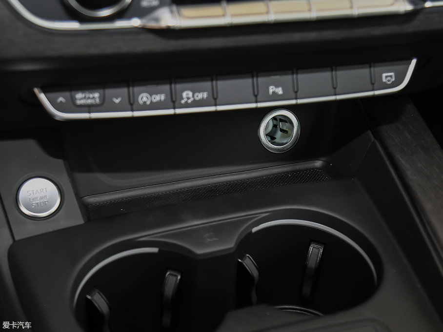 2017WA4L Plus 40 TFSI L