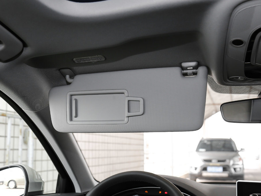 2017WA4L Plus 40 TFSI L