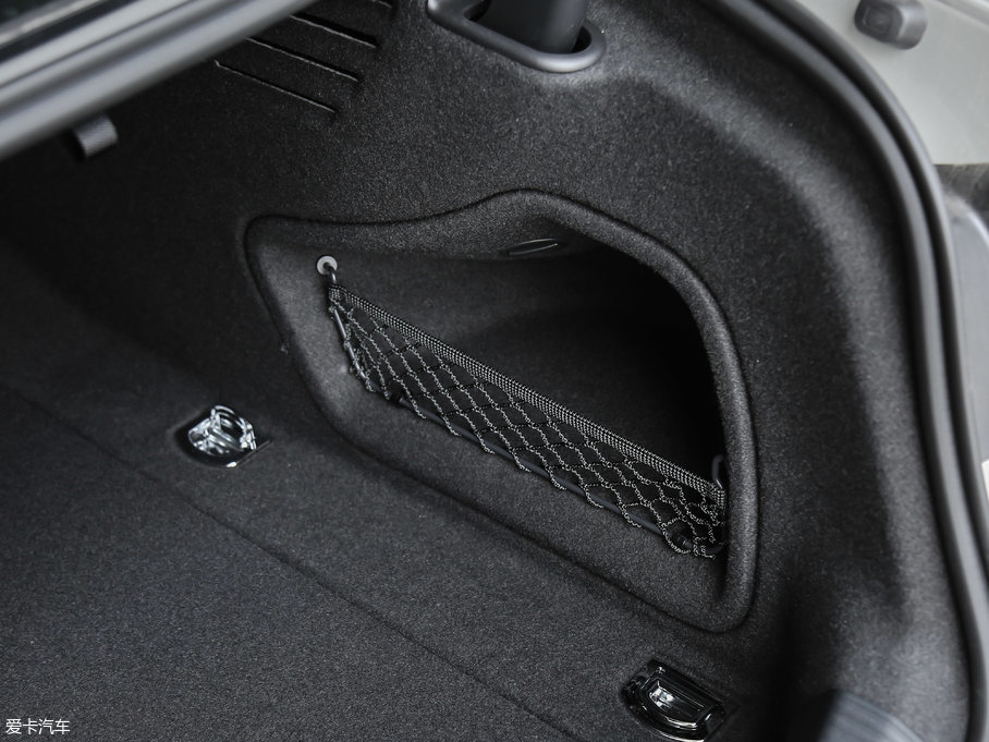 2017WA4L Plus 40 TFSI L