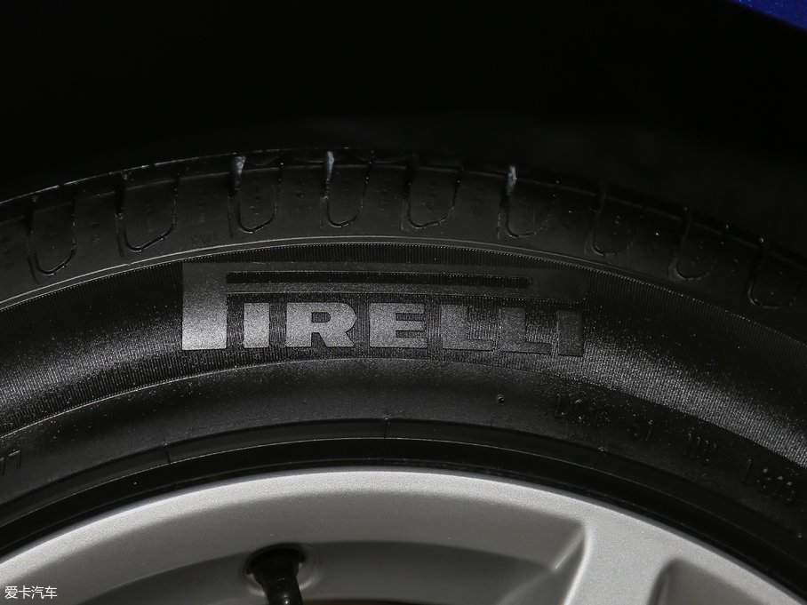 2017WA4L Plus 40 TFSI Mȡ