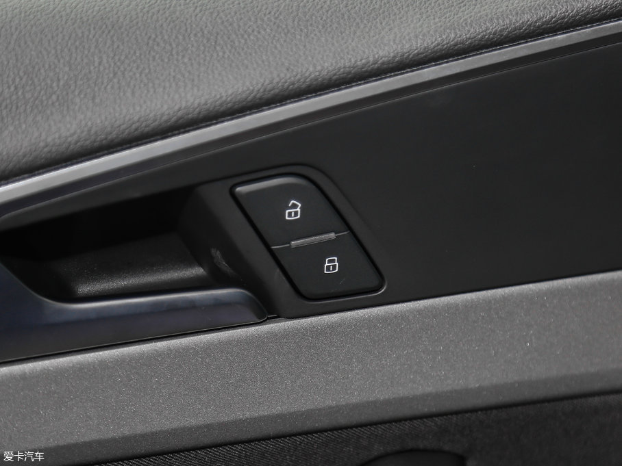 2017WA4L Plus 40 TFSI Mȡ