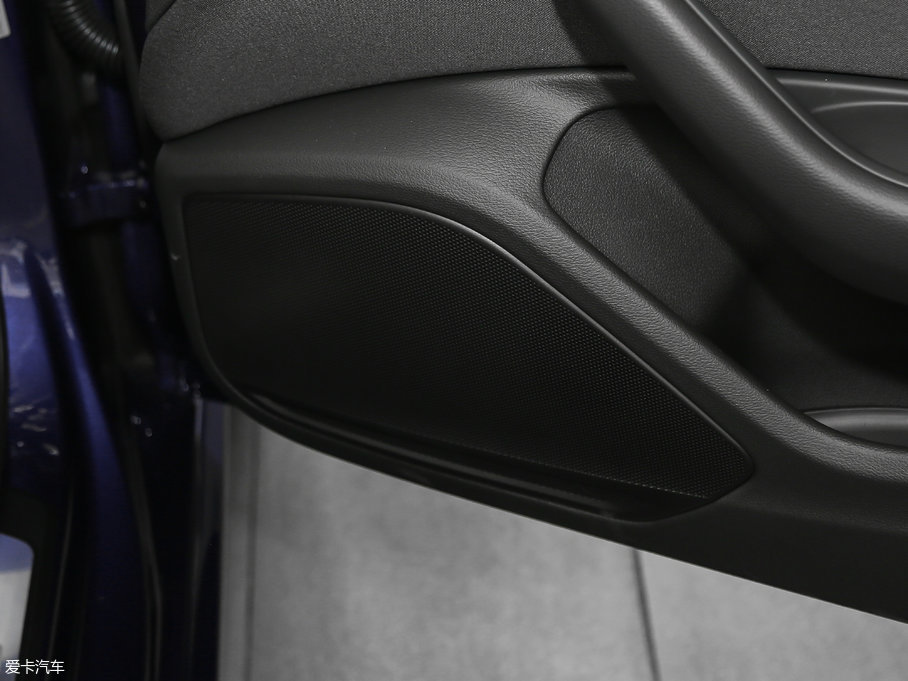 2017WA4L Plus 40 TFSI Mȡ