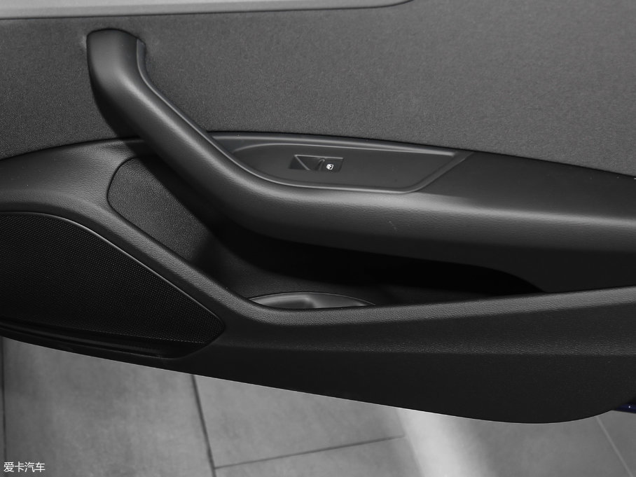 2017WA4L Plus 40 TFSI Mȡ