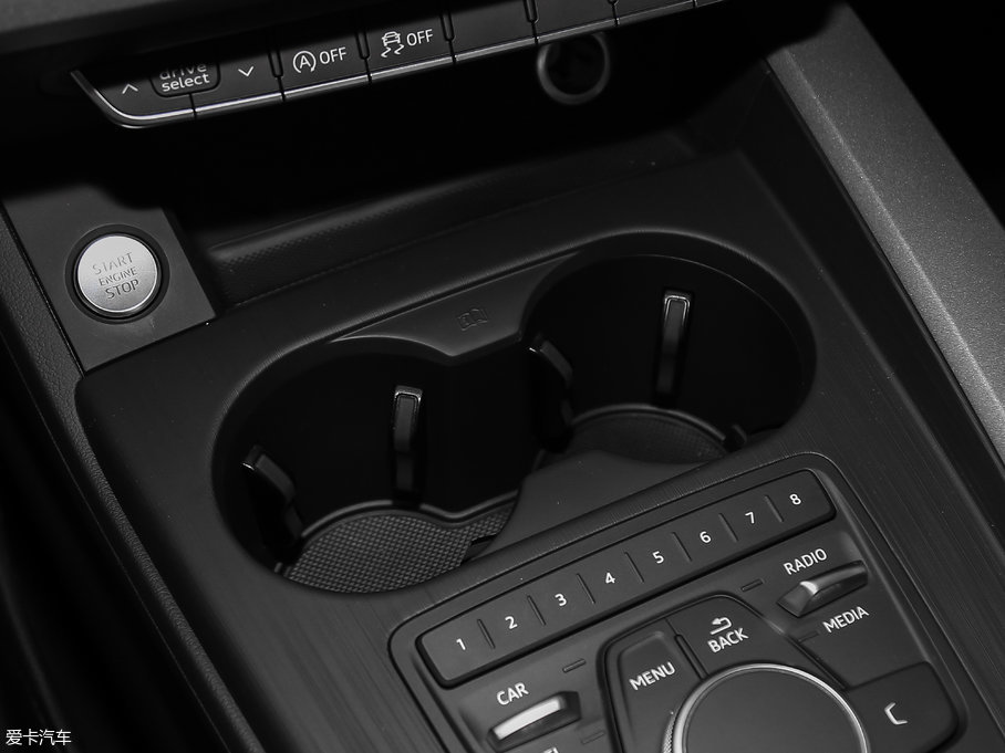 2017?yun)WA4L Plus 40 TFSI M(jn)ȡ