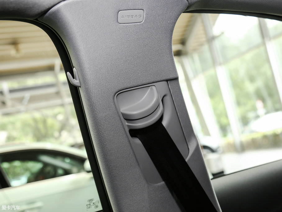 2017WA4L Plus 40 TFSI Mȡ