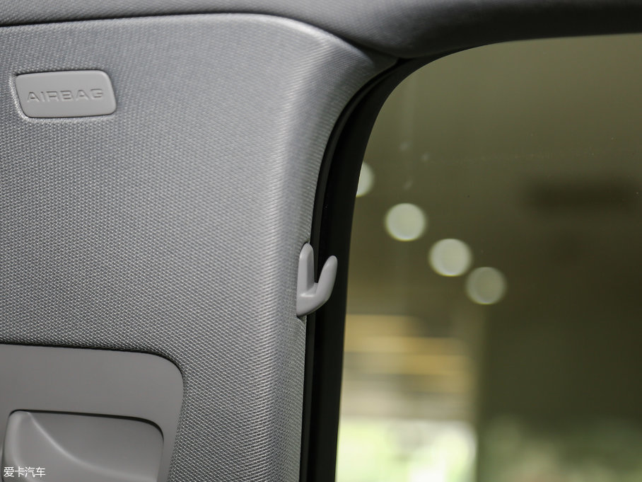 2017WA4L Plus 40 TFSI Mȡ