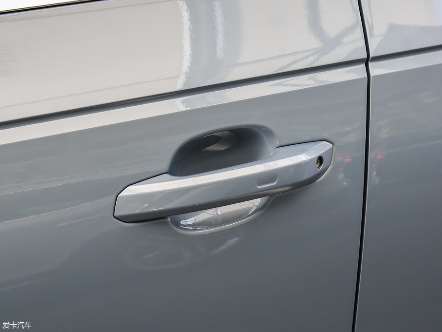 2017WA4L Plus 40 TFSI M(jn)ȡ