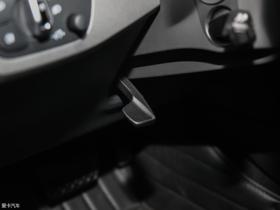 2017WA4L Plus 40 TFSI Mȡ