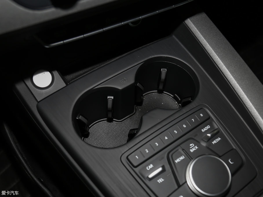 2017WA4L Plus 40 TFSI Mȡ