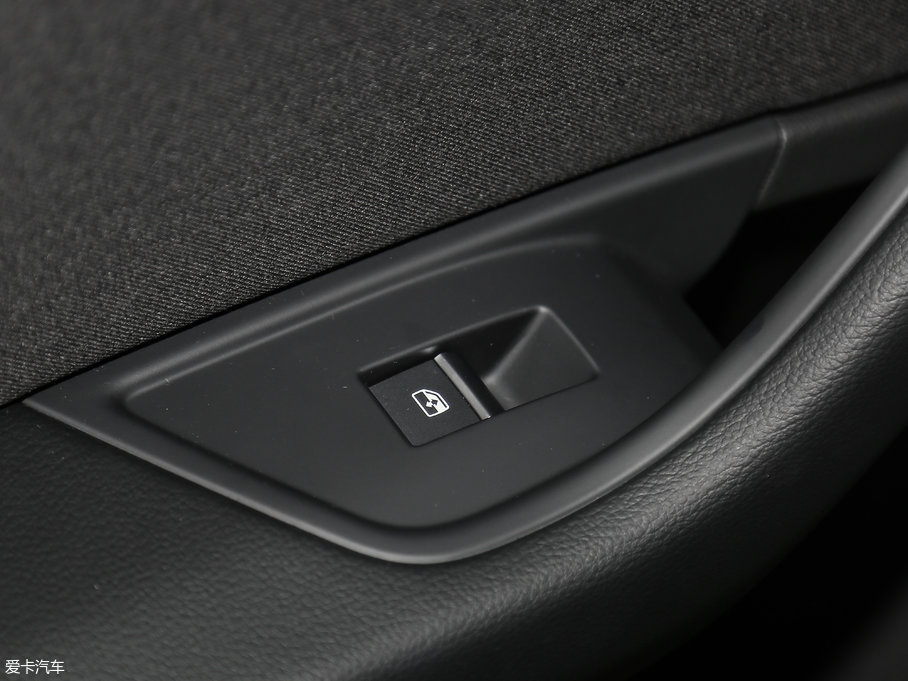 2017WA4L Plus 40 TFSI Mȡ