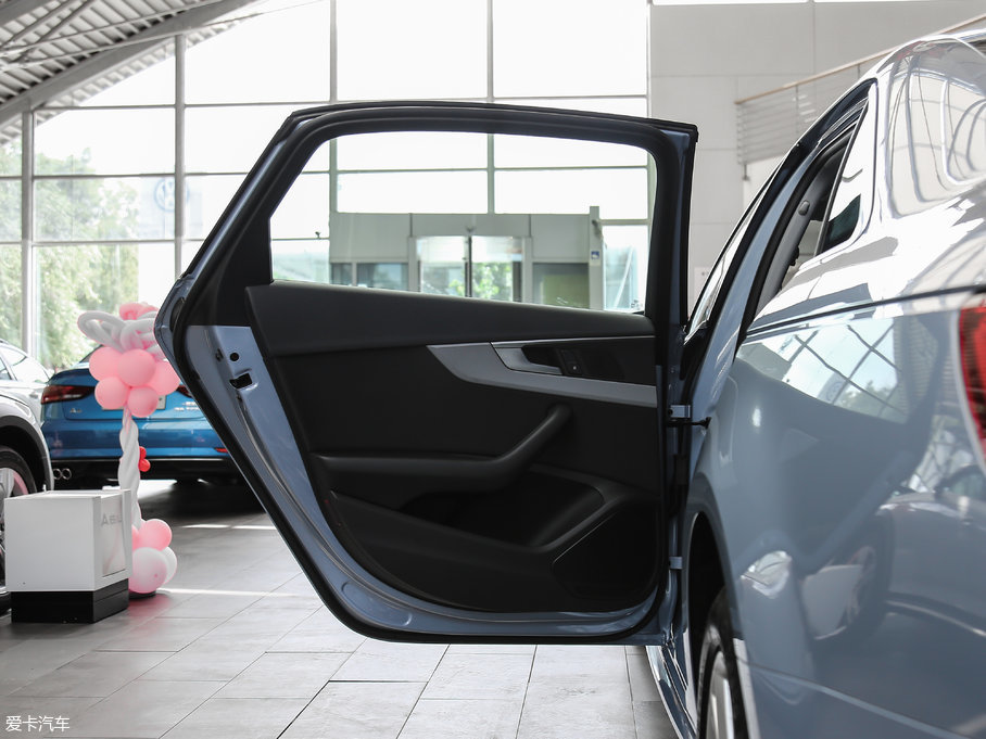 2017WA4L Plus 40 TFSI Mȡ