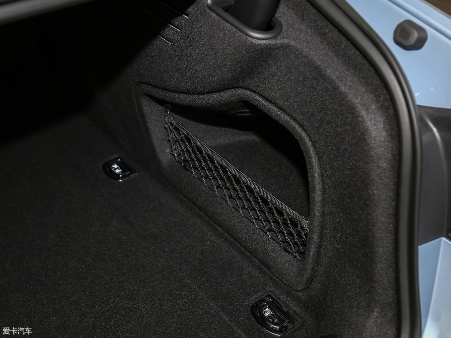 2017WA4L Plus 40 TFSI Mȡ