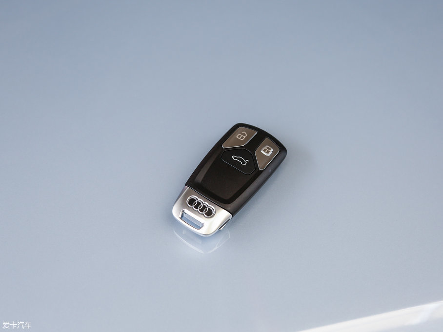 2017WA4L Plus 40 TFSI Mȡ