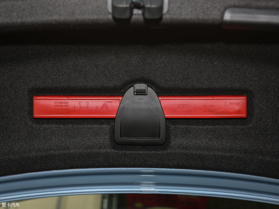 2017WA4L Plus 40 TFSI Mȡ