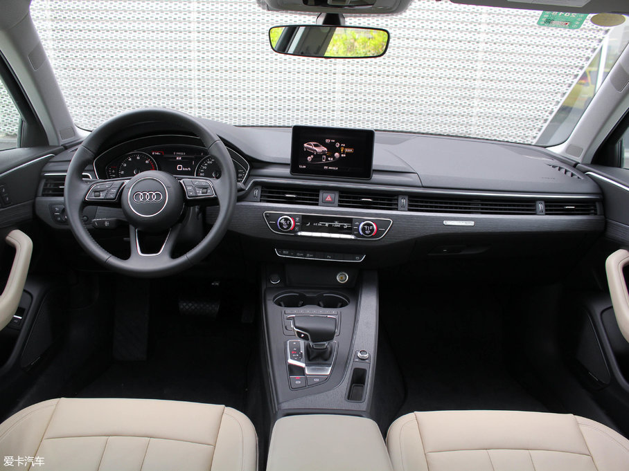 2017WA4L 45 TFSI quattro L